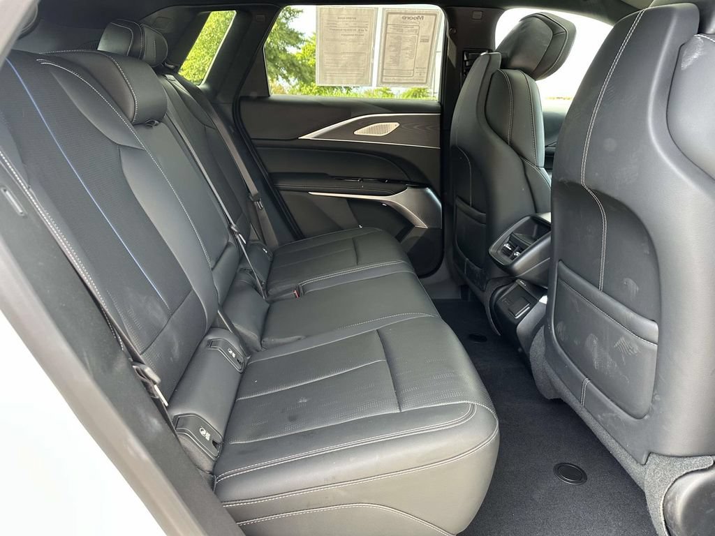 Certified 2024 Cadillac Lyriq Sport w/ LPO, Floor Liner Package AWD/4WD image 11