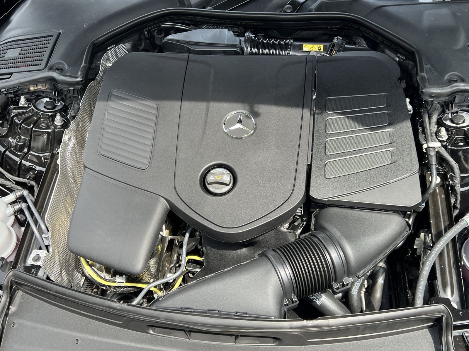 New 2026 Mercedes-Benz C 300 4MATIC Sedan image 34