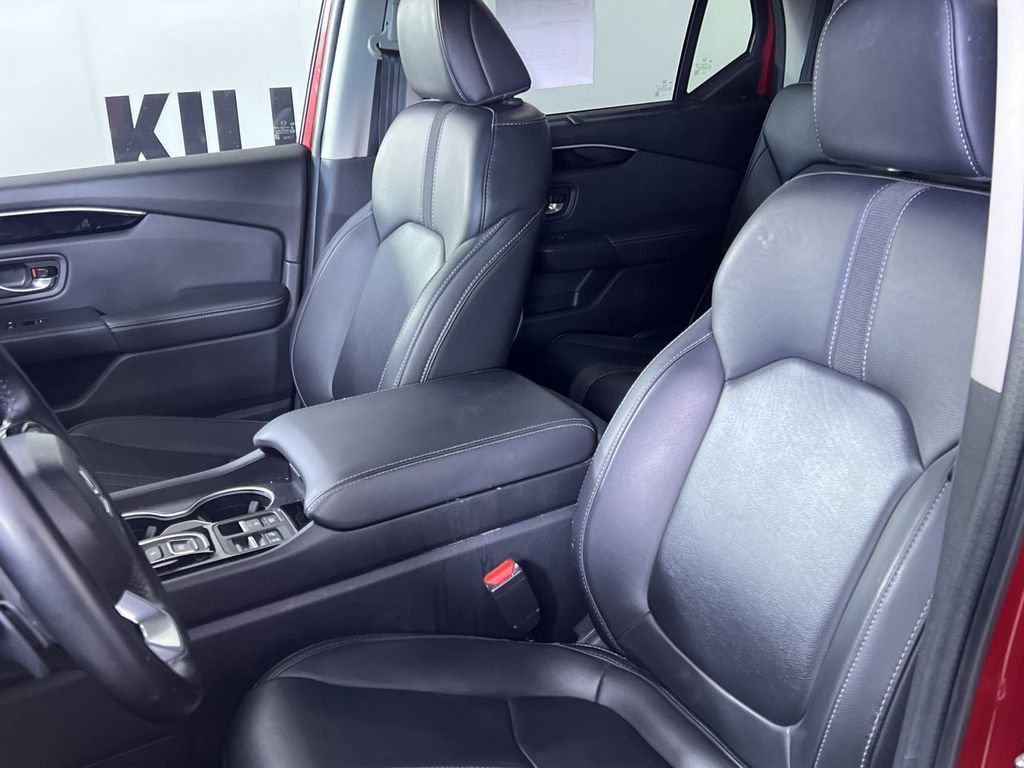 Used 2024 Honda Pilot Touring image 13