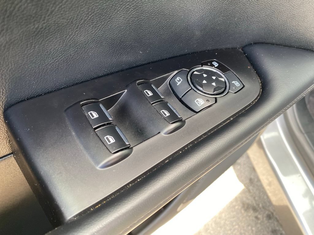 Used 2023 Lincoln Nautilus Reserve FWD image 12
