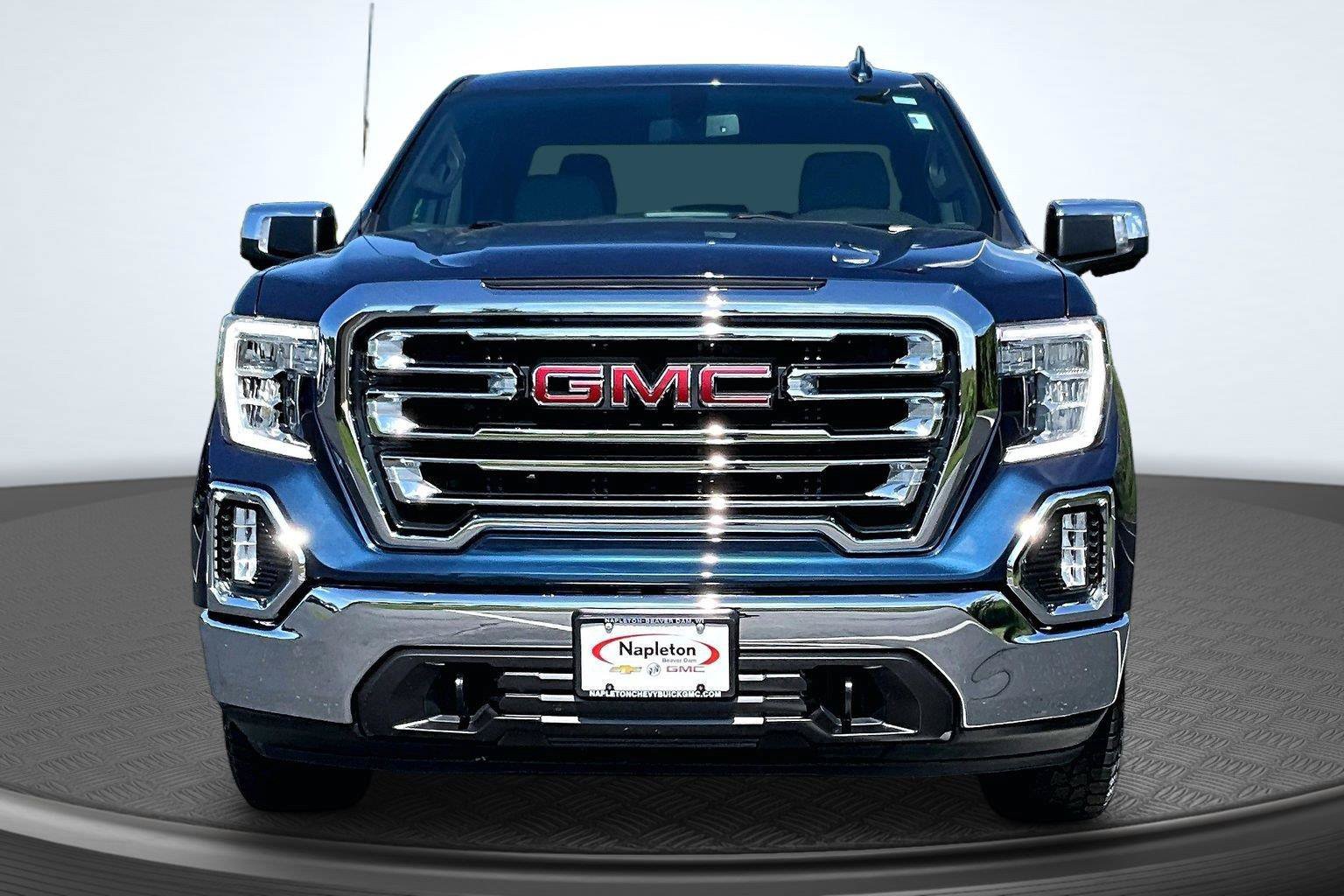 Used 2021 GMC Sierra 1500 SLT w/ X31 Off-Road Package AWD/4WD image 3