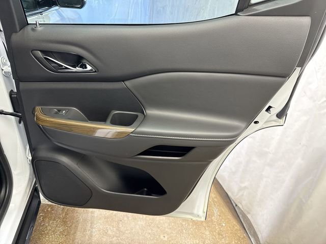 Certified 2023 GMC Acadia SLE w/ Driver Convenience Package image 27