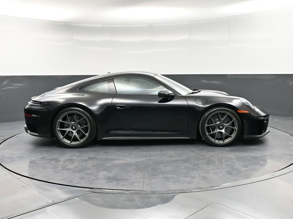 New 2026 Porsche 911 GT3 image 9