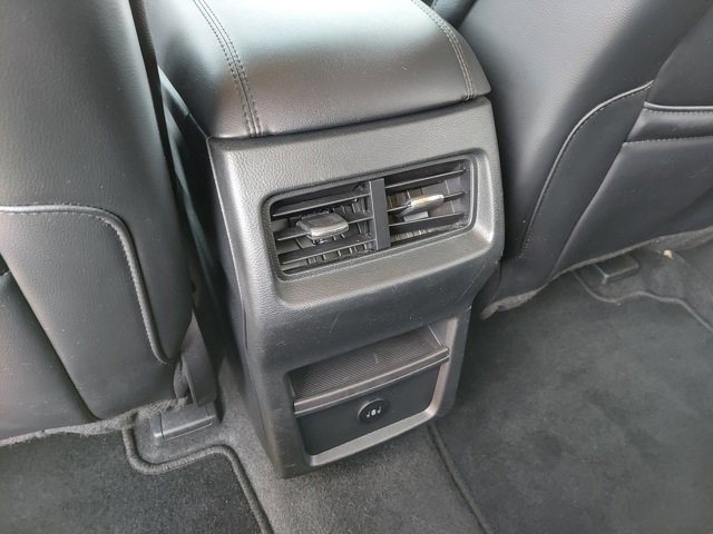 Used 2024 Ford Edge SEL image 31