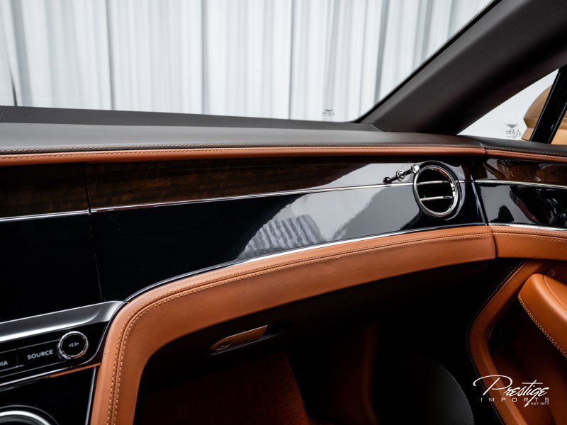 Used 2020 Bentley Continental GT image 30