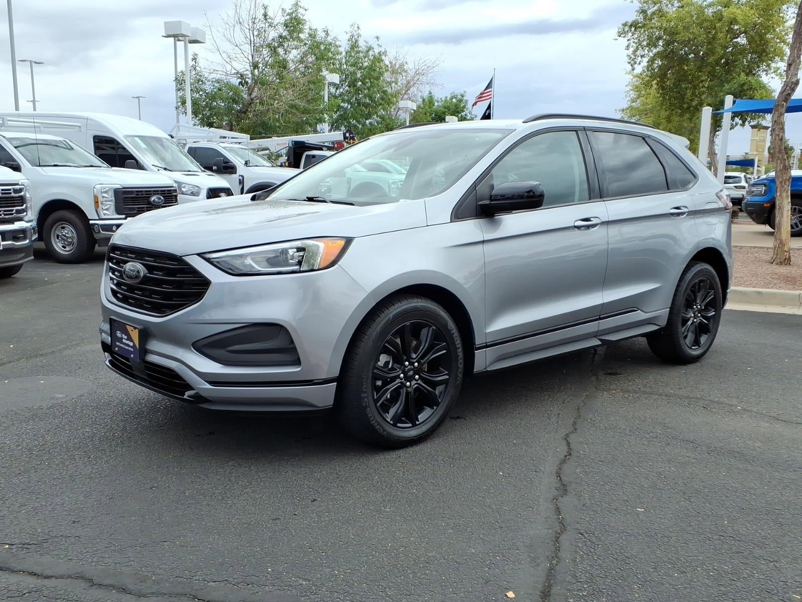 Certified 2022 Ford Edge SE w/ Black Appearance Package image 8
