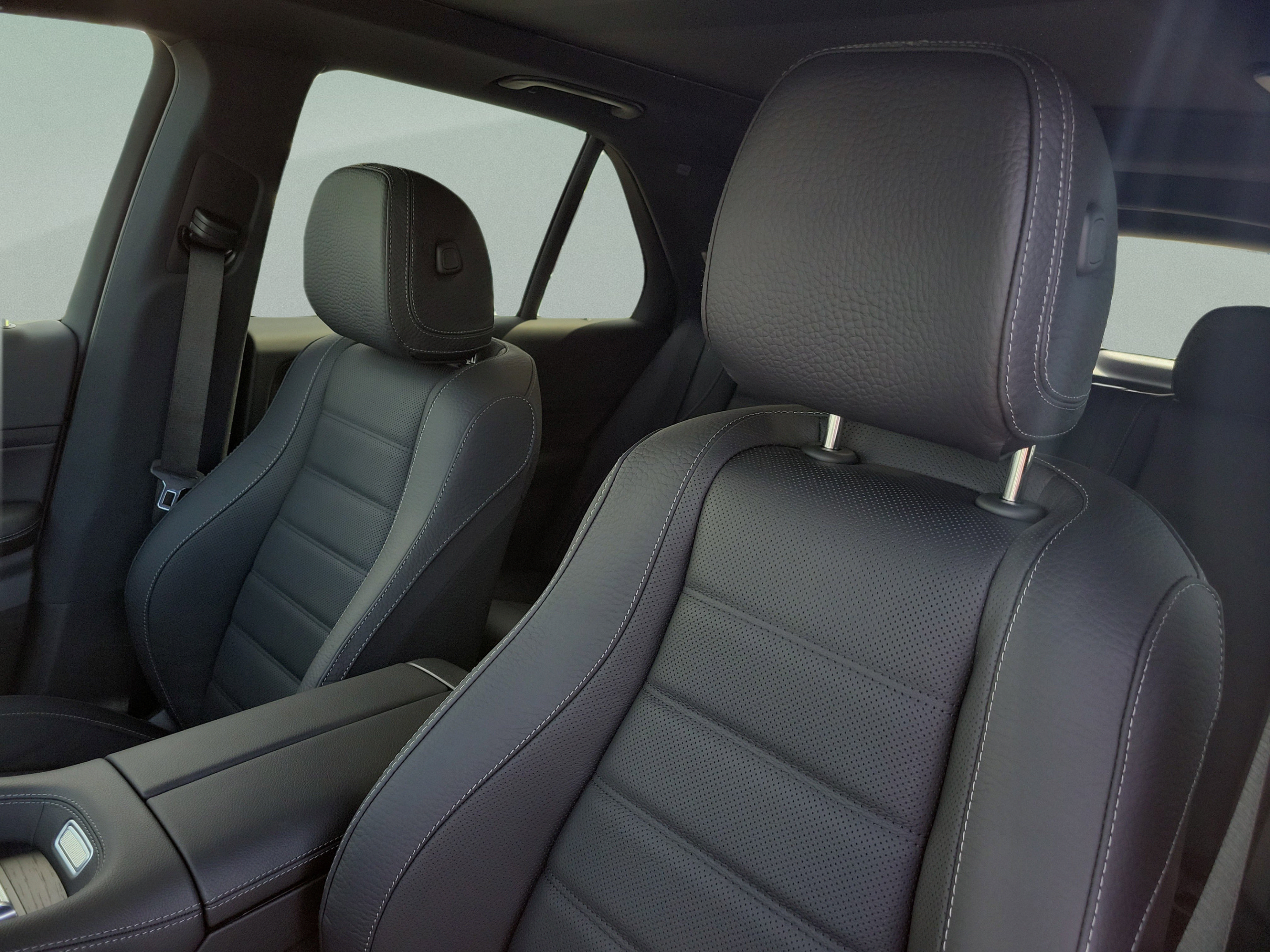 New 2026 Mercedes-Benz GLE 580 4MATIC image 17