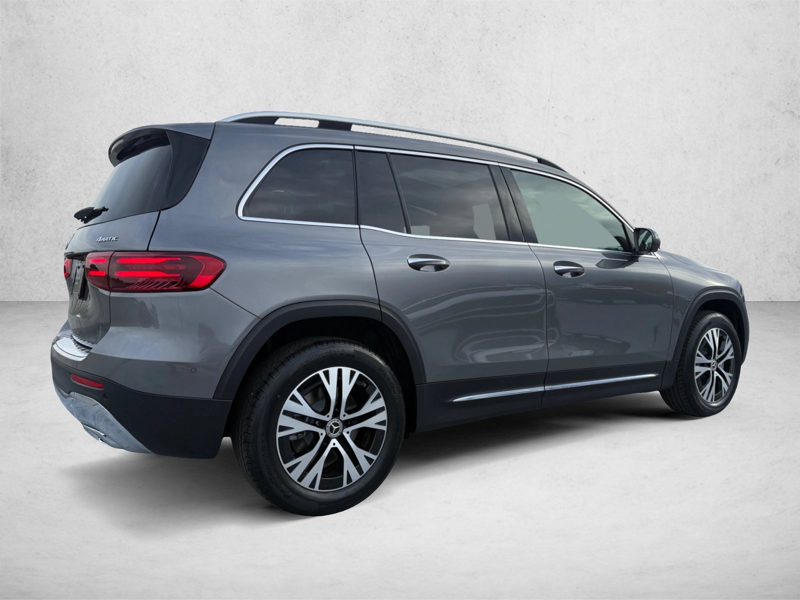 New 2026 Mercedes-Benz GLB 250 4MATIC image 5