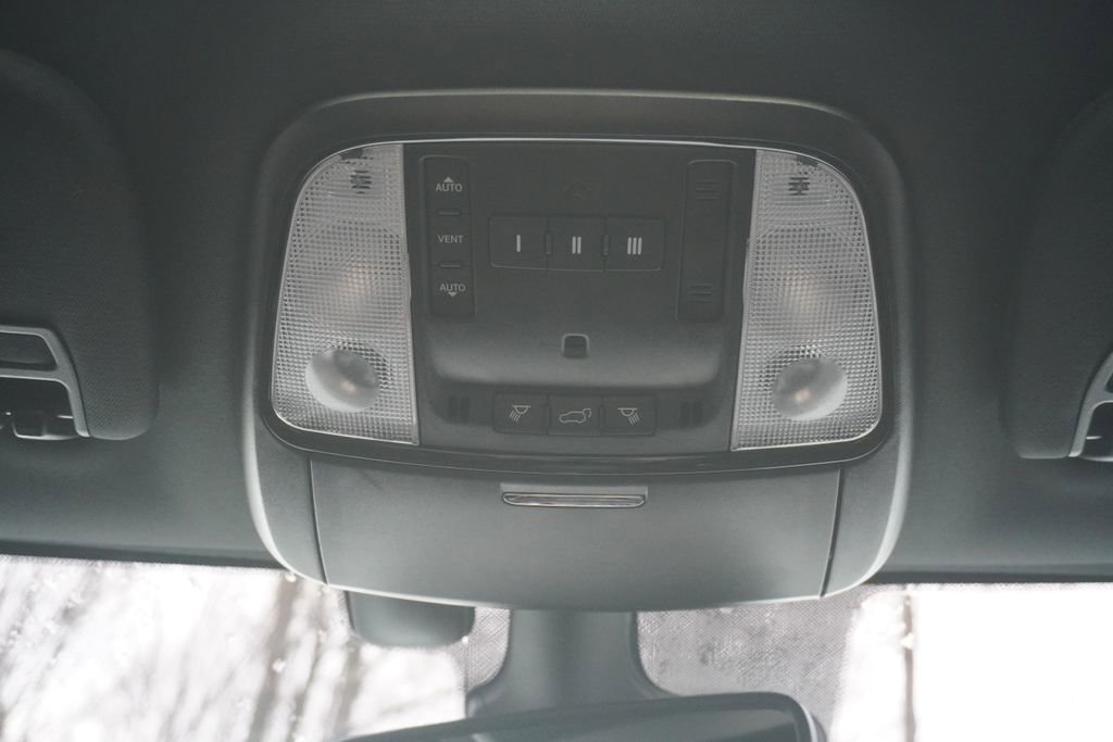 Used 2022 Dodge Durango GT image 27