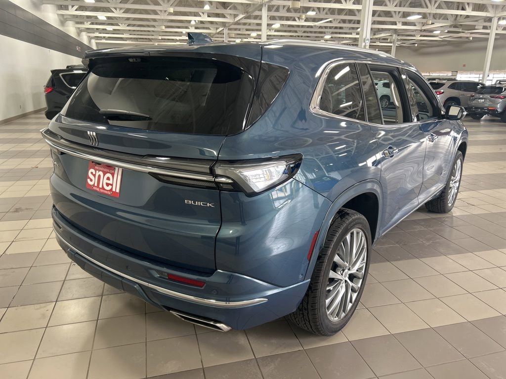 Used 2025 Buick Enclave Avenir w/ Super Cruise Package image 5