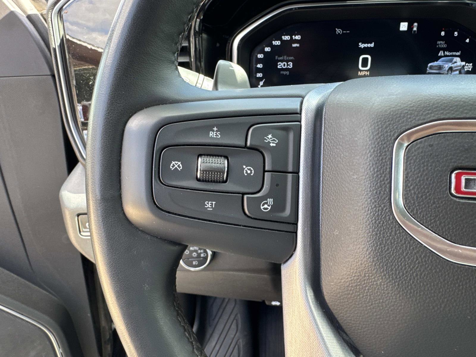 Used 2023 GMC Sierra 1500 Elevation image 21