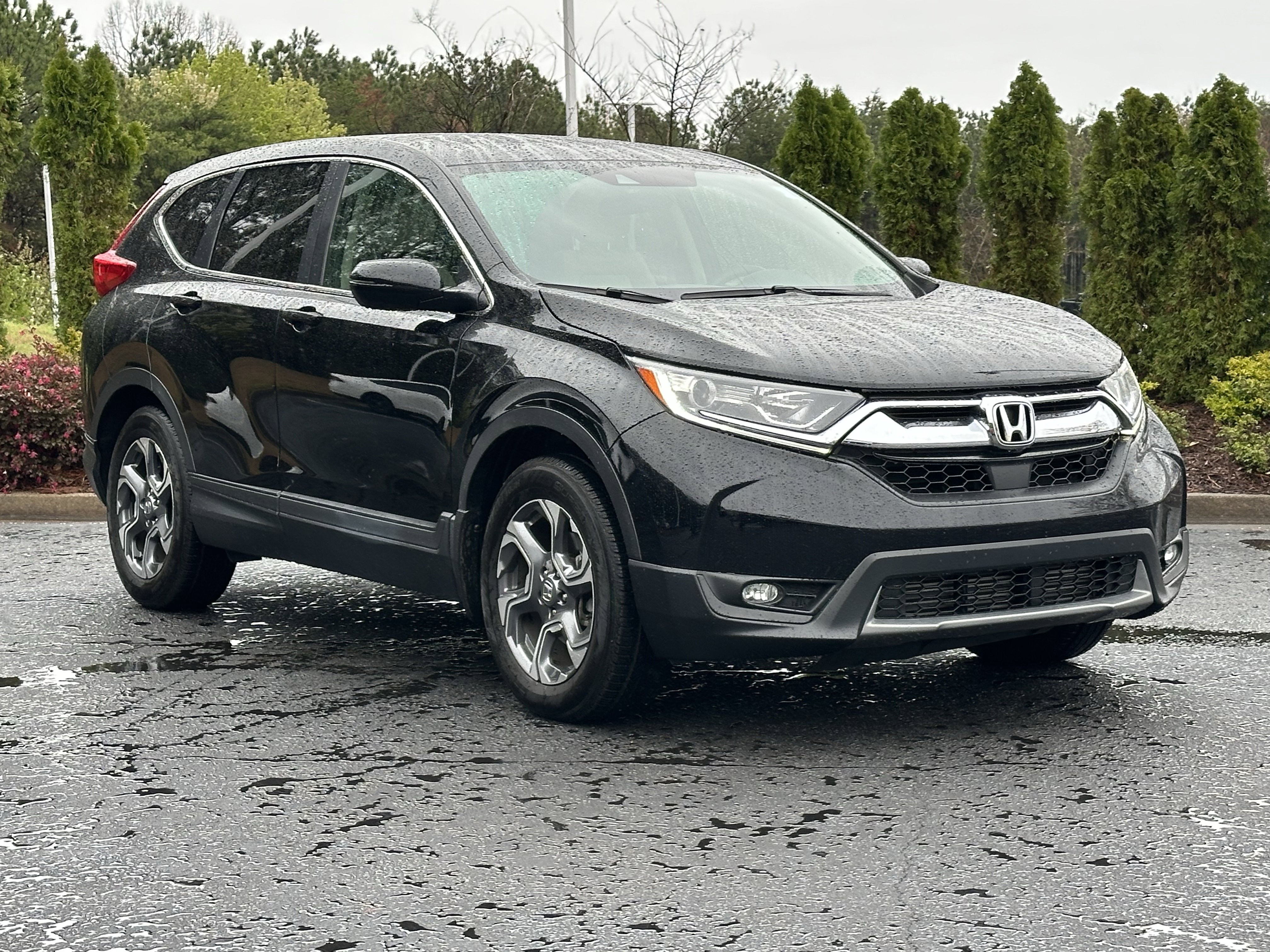 Used 2018 Honda CR-V EX image 2