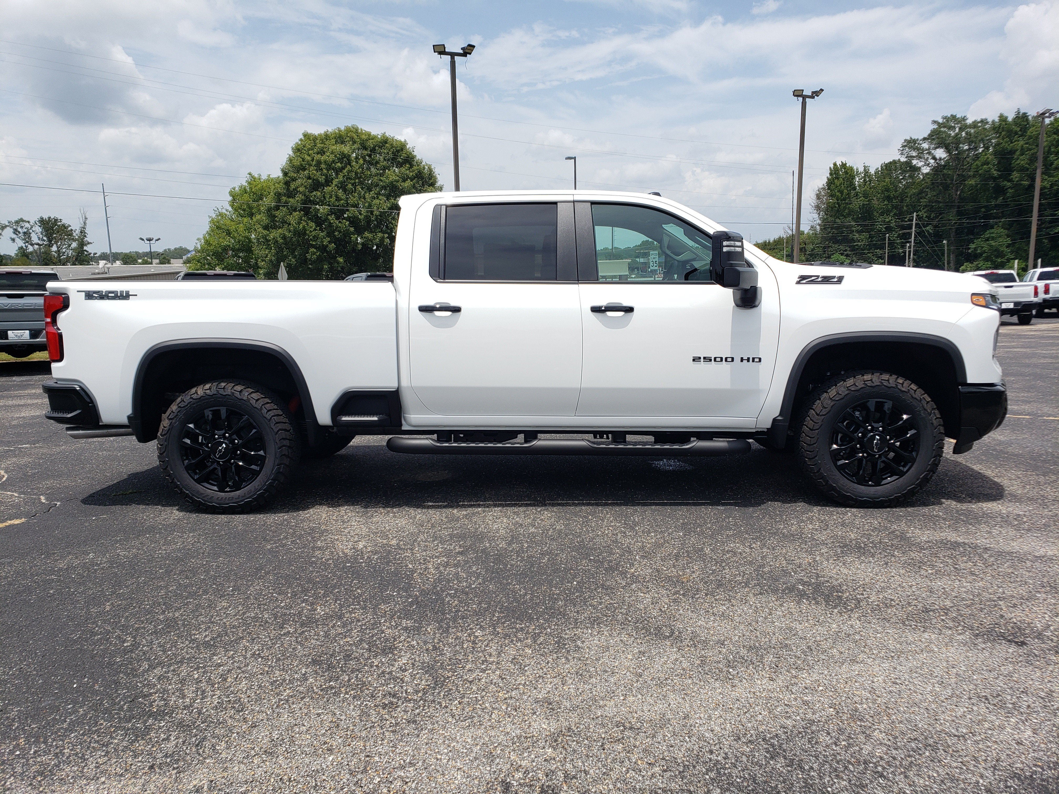 New 2026 Chevrolet Silverado 2500 LT w/ Trail Boss Package AWD/4WD image 5