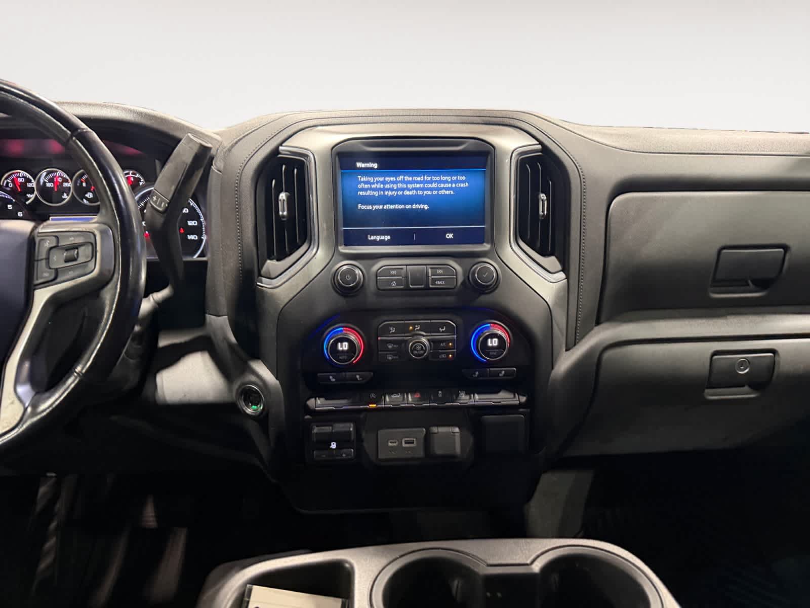 Used 2021 Chevrolet Silverado 1500 LT w/ Bed Protection Package AWD/4WD image 12