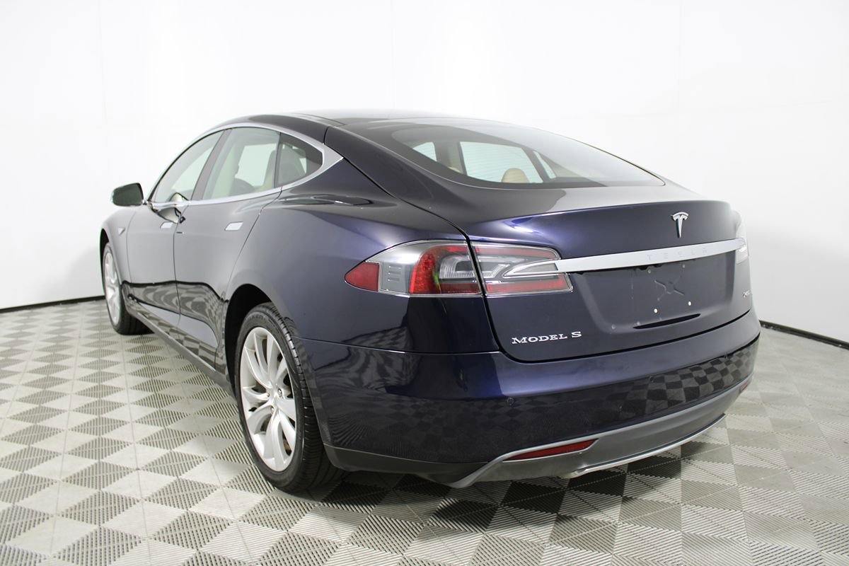 Used 2013 Tesla Model S Performance RWD image 69