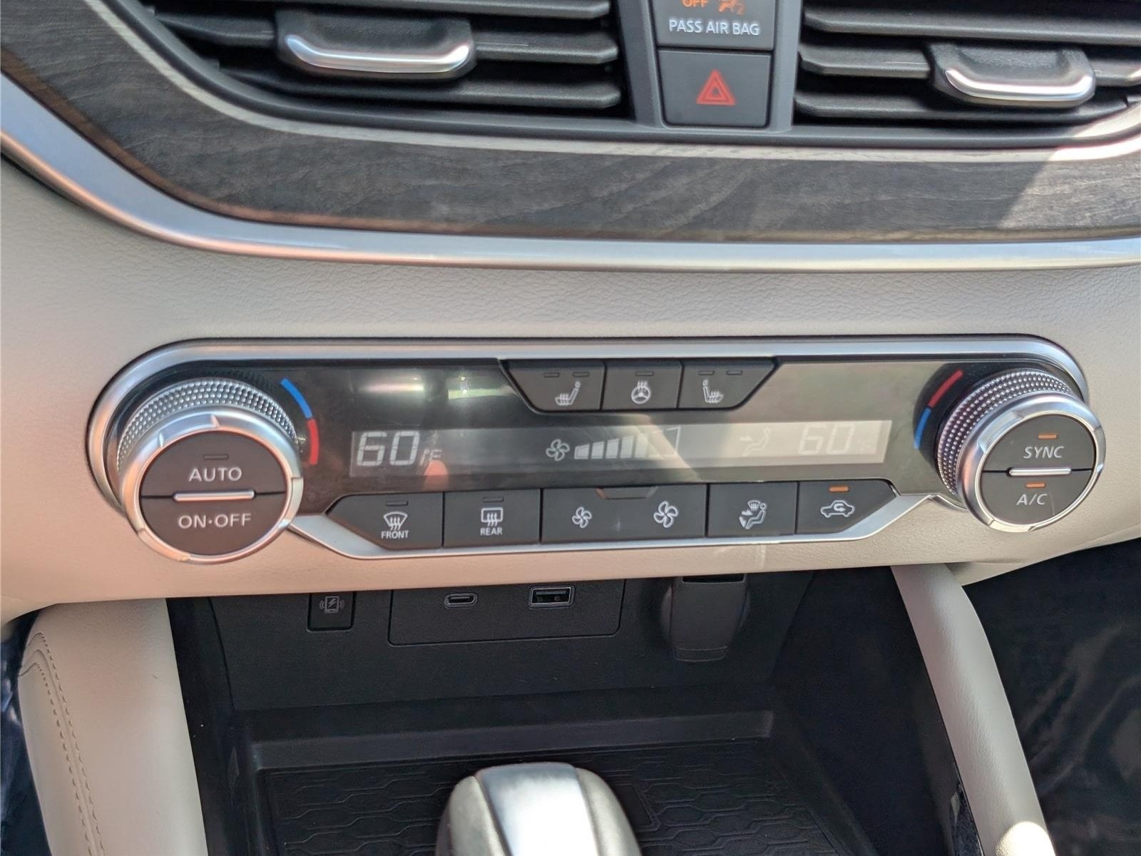 Used 2025 Nissan Altima 2.5 SL AWD/4WD image 27