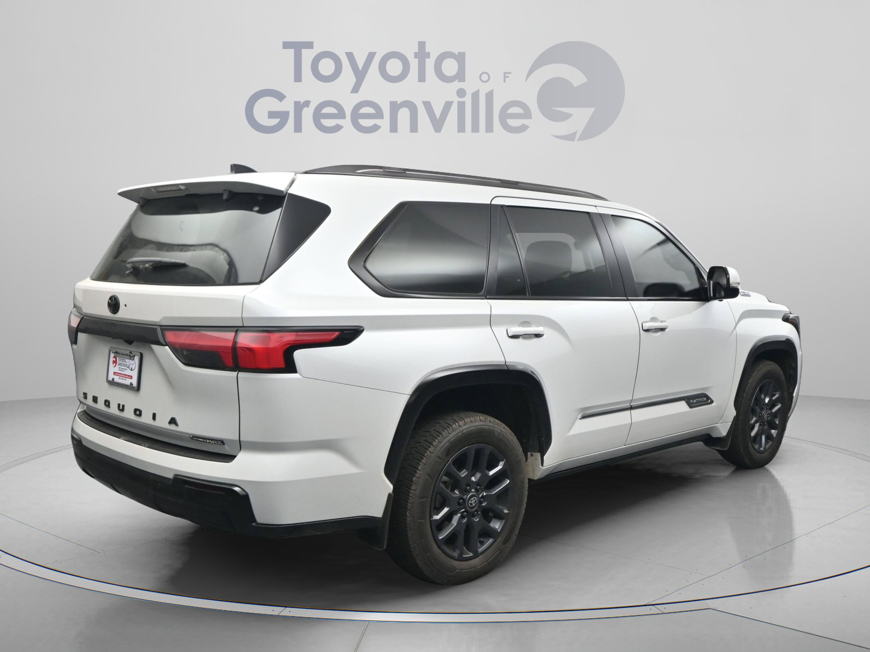 Certified 2025 Toyota Sequoia Platinum AWD/4WD image 14