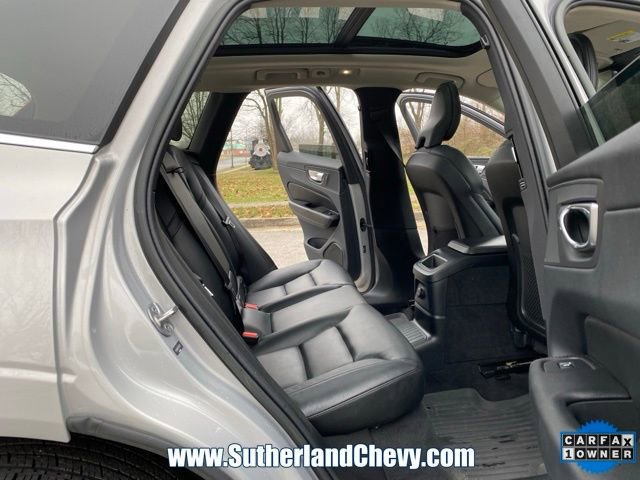 Used 2023 Volvo XC60 T8 Core image 34