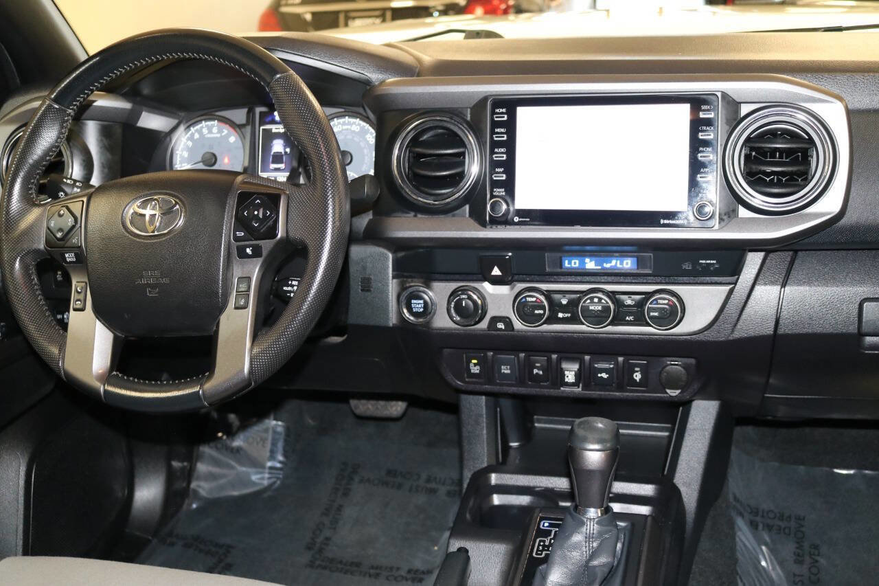 Used 2022 Toyota Tacoma TRD Off-Road image 23