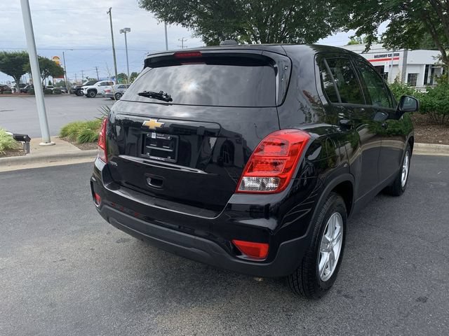 Used 2020 Chevrolet Trax LS w/ Tint and Cruise Package FWD image 8