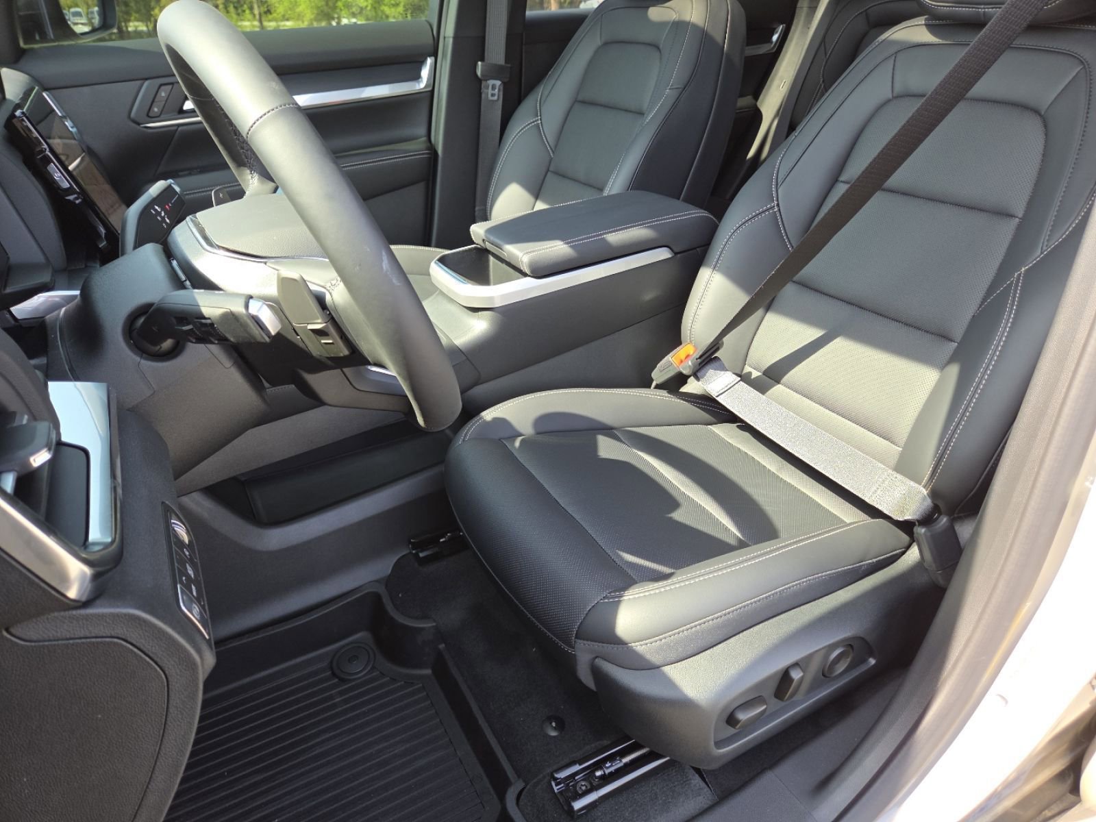 New 2026 GMC Terrain Elevation w/ Elevation Premium Package FWD image 29