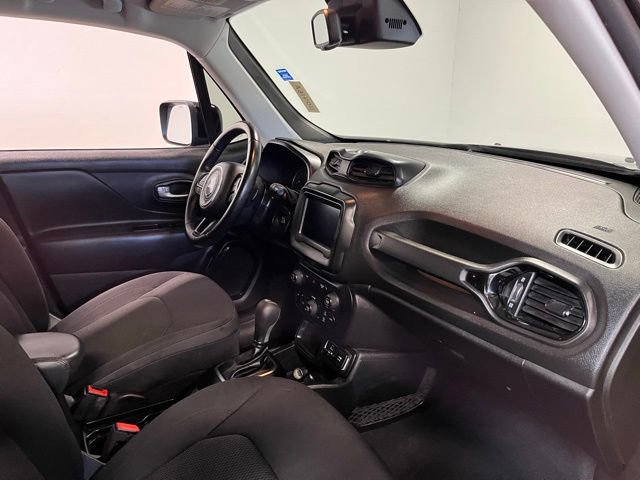 Used 2019 Jeep Renegade Altitude w/ Quick Order Package 2XM image 11