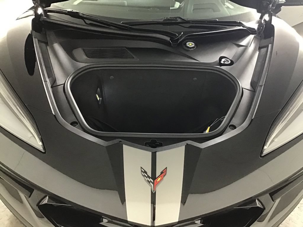 Used 2021 Chevrolet Corvette Stingray Preferred Cpe w/ Z51 Performance Package RWD image 17