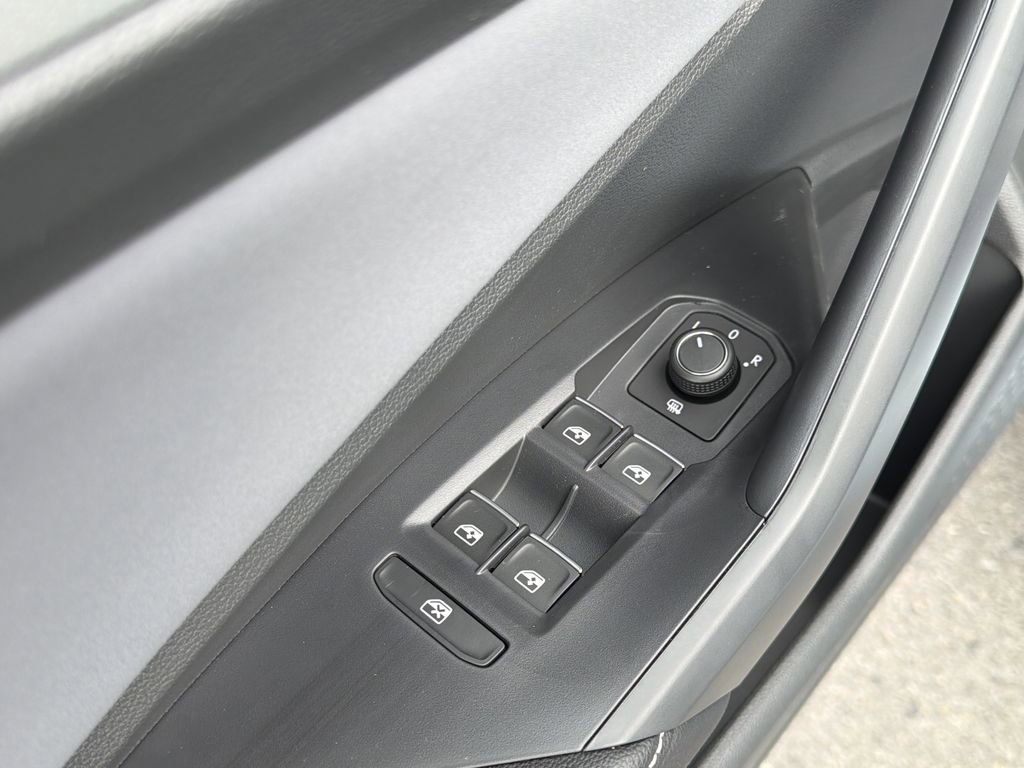 New 2026 Volkswagen Jetta SE image 23