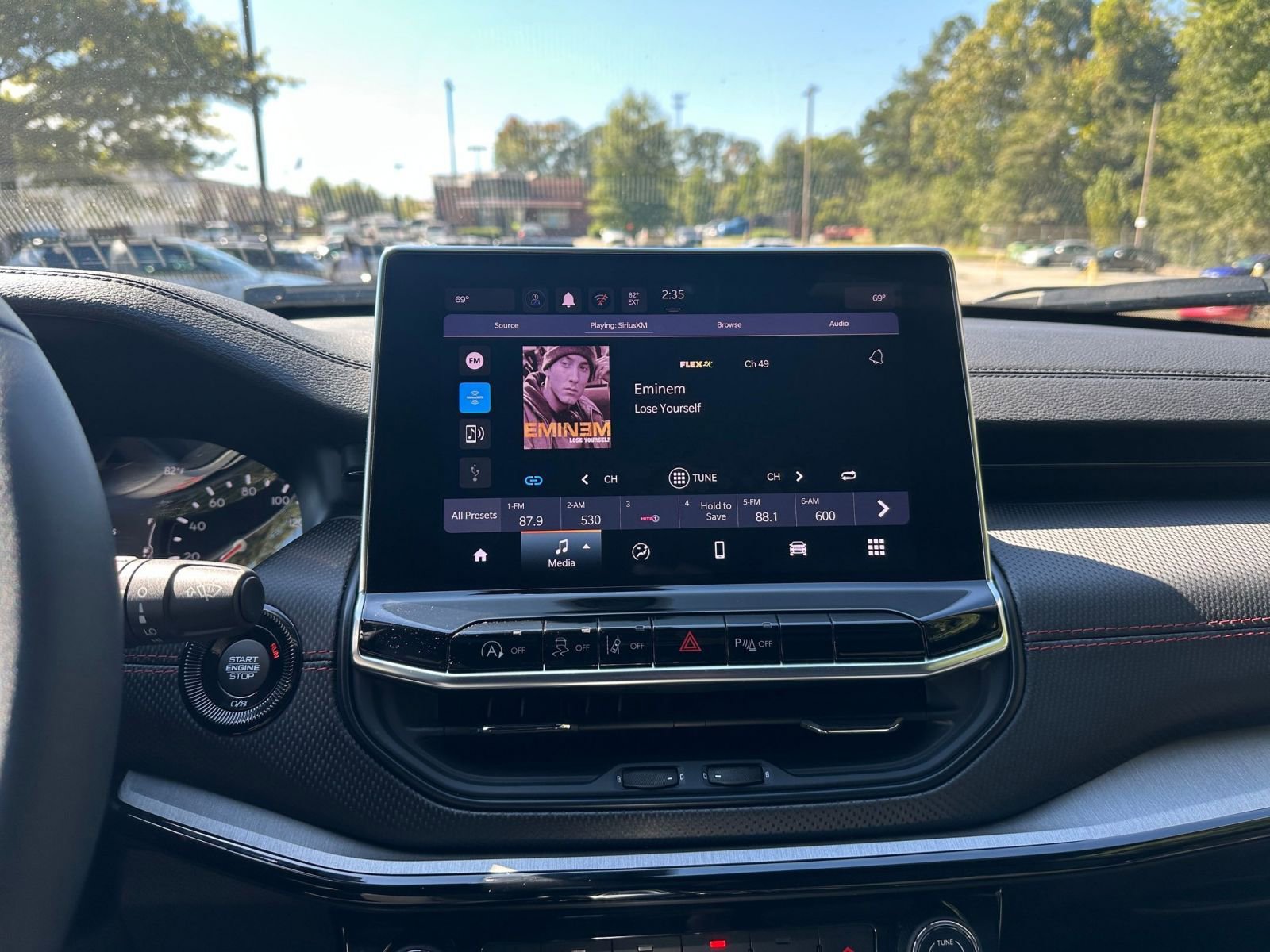 Used 2025 Jeep Compass Trailhawk w/ Trailer Tow Group image 21