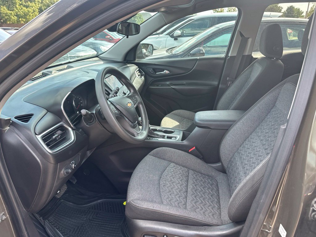 Used 2023 Chevrolet Equinox LT FWD image 16