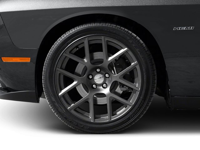 Certified 2017 Dodge Challenger R/T RWD image 11