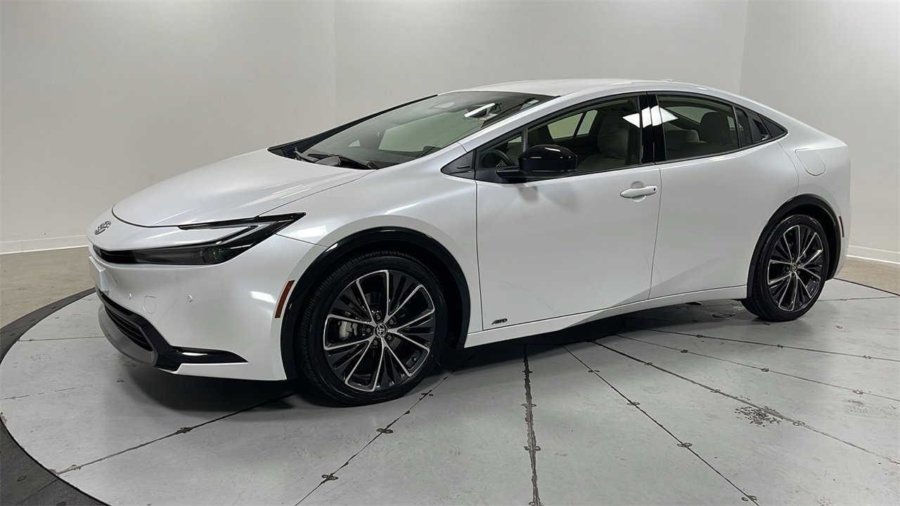 Certified 2025 Toyota Prius XLE