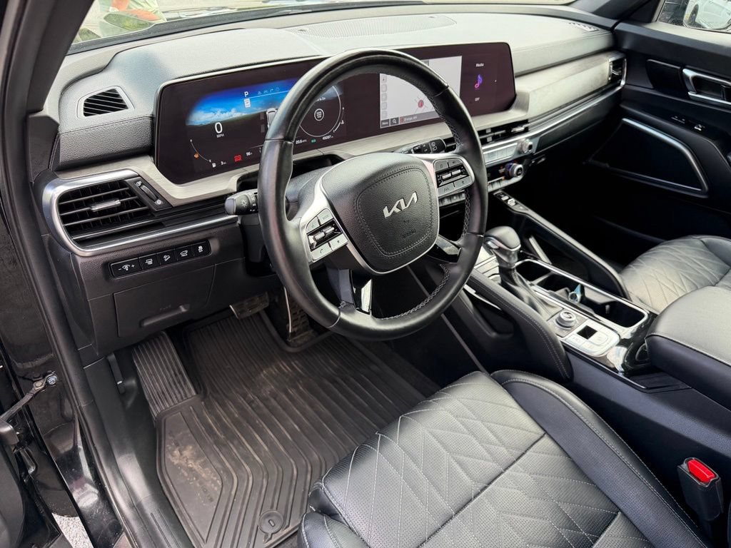 Used 2023 Kia Telluride SX X-Line AWD/4WD image 16