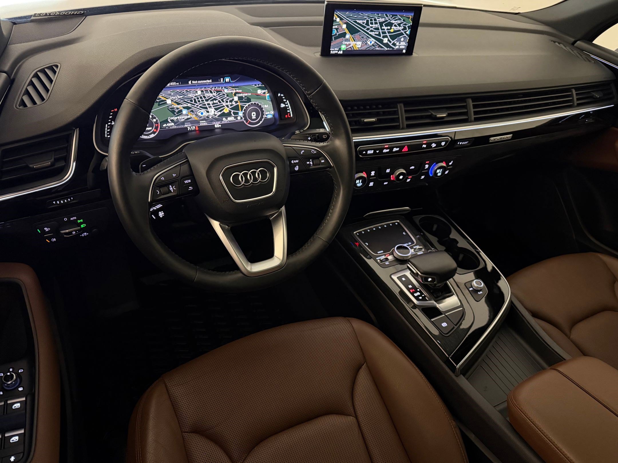 Used 2017 Audi Q7 2.0T Premium Plus w/ Premium Plus Package AWD/4WD image 4