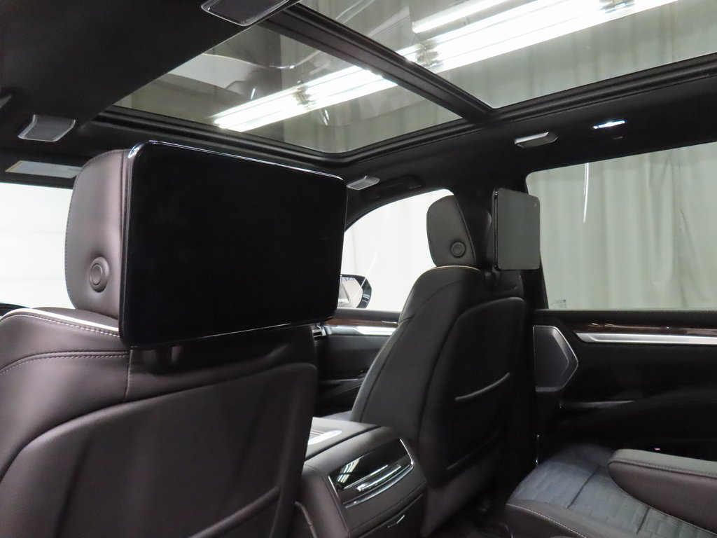 Used 2026 Cadillac Escalade Platinum Sport w/ LPO, Floor Liner Package AWD/4WD image 53