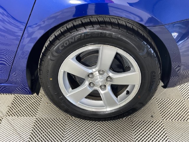 Used 2012 Chevrolet Cruze LT FWD image 18
