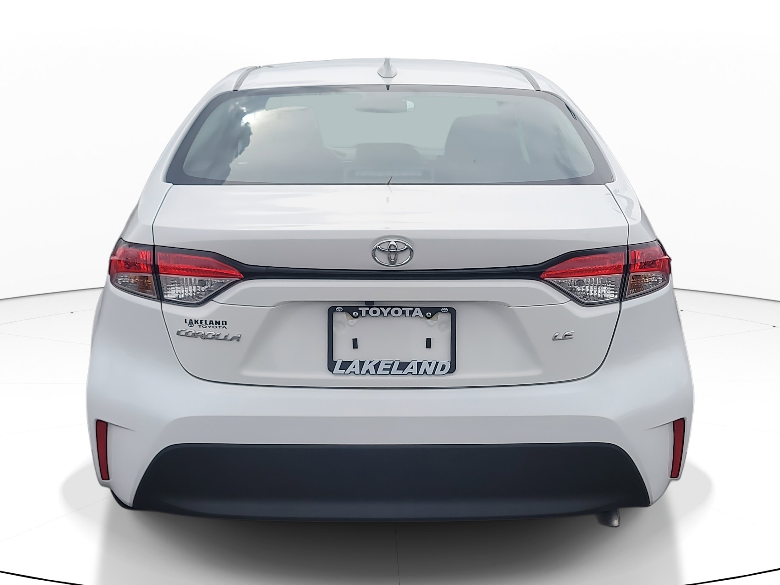 Certified 2025 Toyota Corolla LE FWD image 6