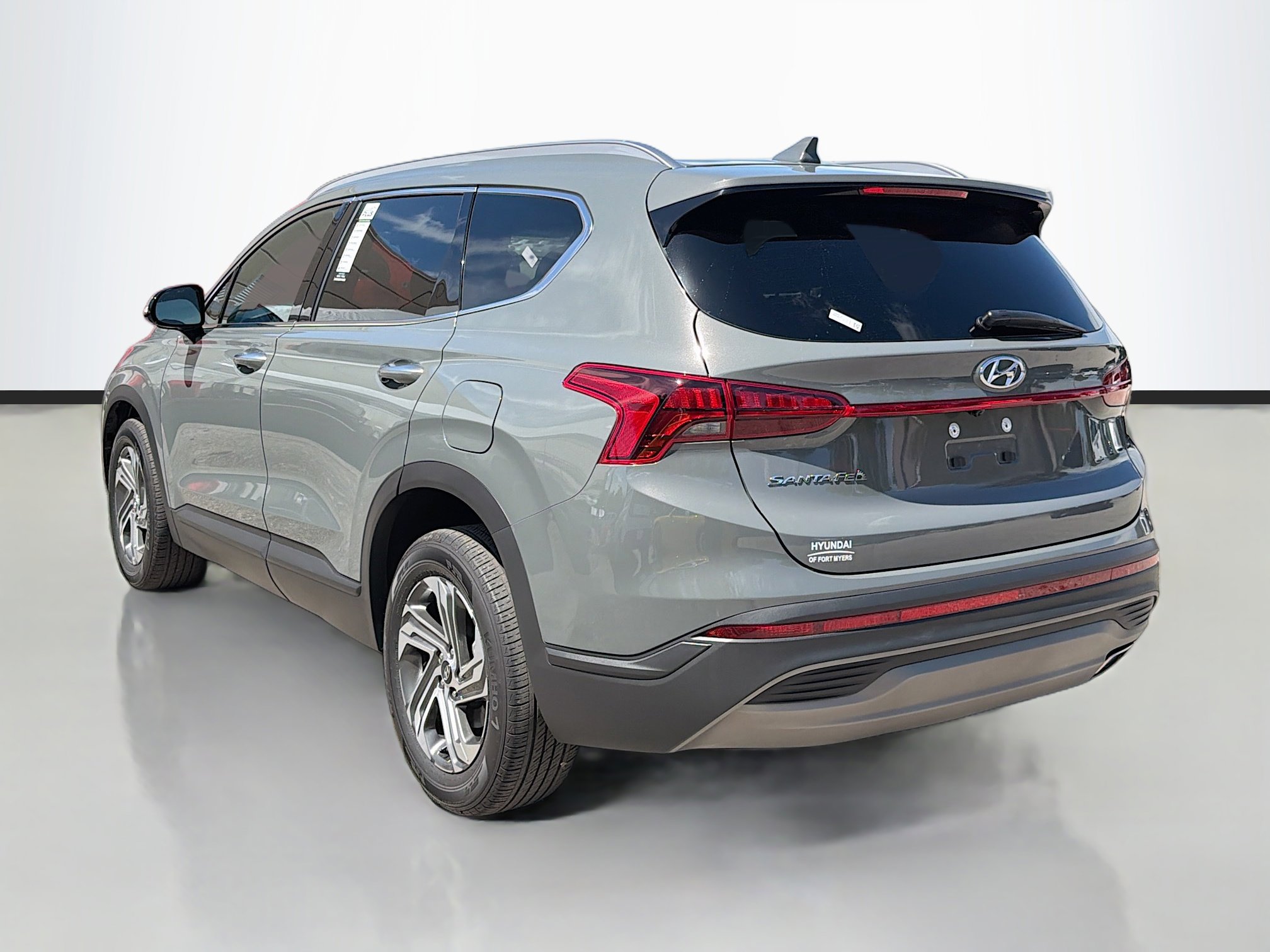 Used 2023 Hyundai Santa Fe SEL image 5