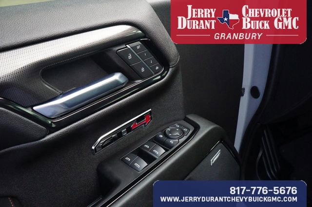 Used 2024 GMC Sierra 1500 AT4 w/ Technology Package image 18