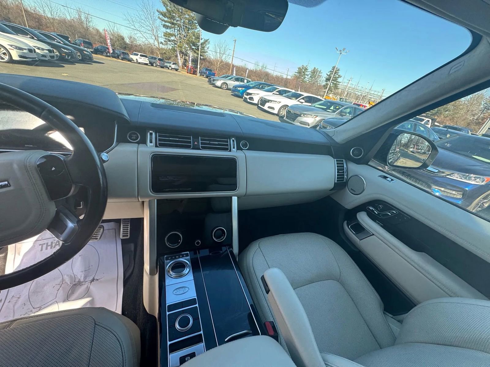 Used 2021 Land Rover Range Rover P525 Westminster Edition LWB image 10