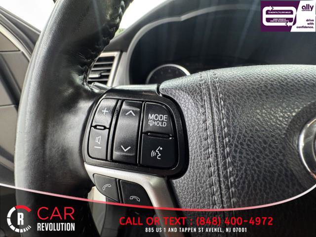 Used 2019 Toyota Highlander Plus image 18