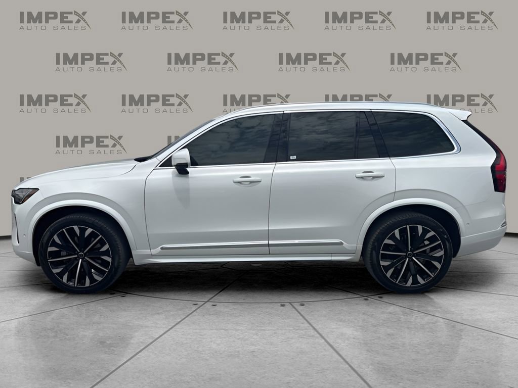 Used 2026 Volvo XC90 B6 Plus w/ Protection Package Premier AWD/4WD image 2