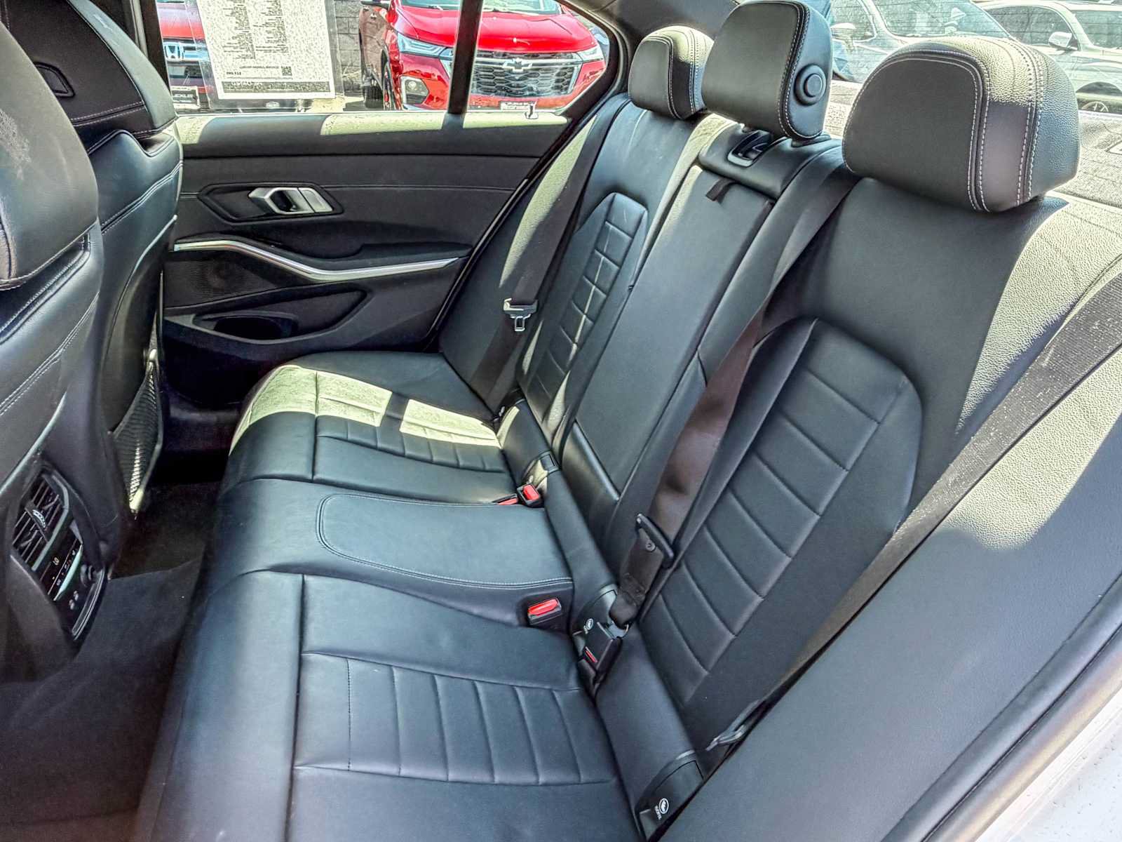 Used 2020 BMW 330i Sedan w/ Premium Package RWD image 18