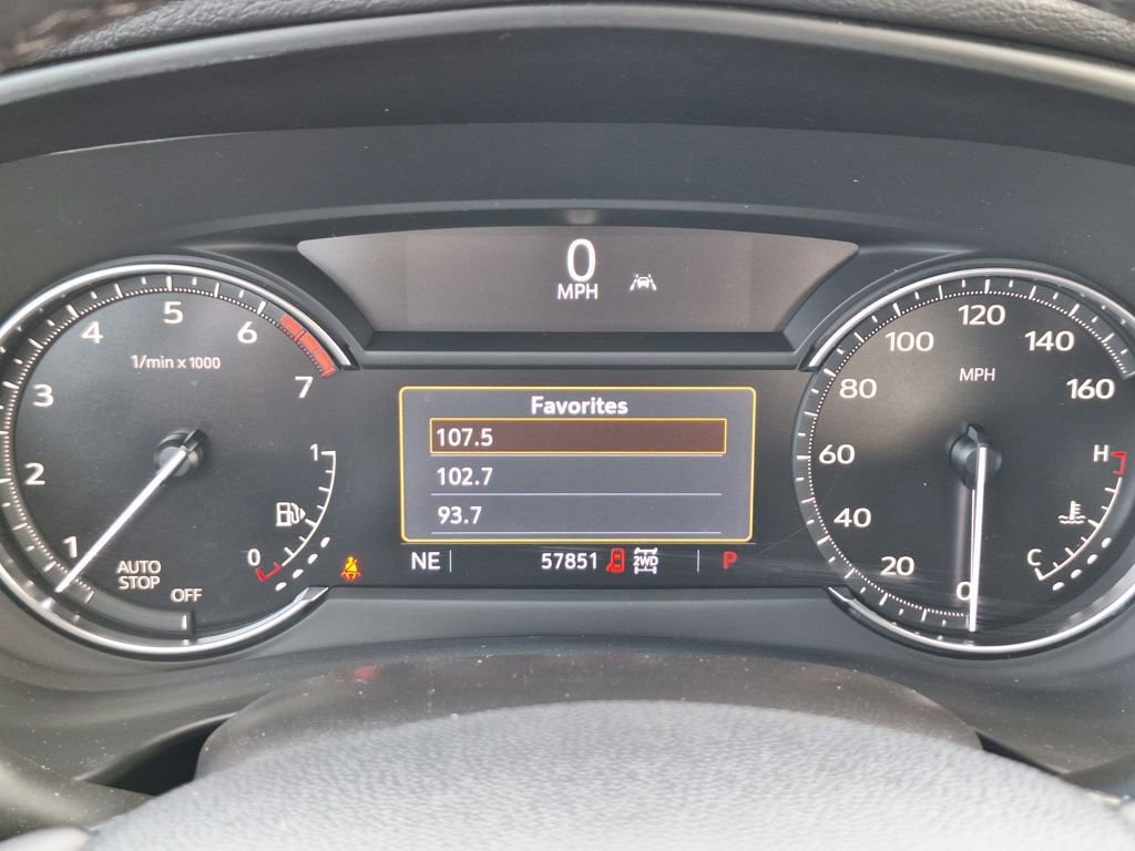 Used 2023 Cadillac XT4 Premium Luxury image 17