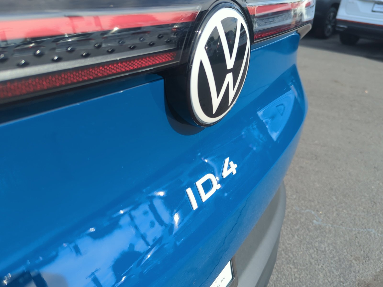 New 2025 Volkswagen ID.4 Pro S AWD/4WD image 23