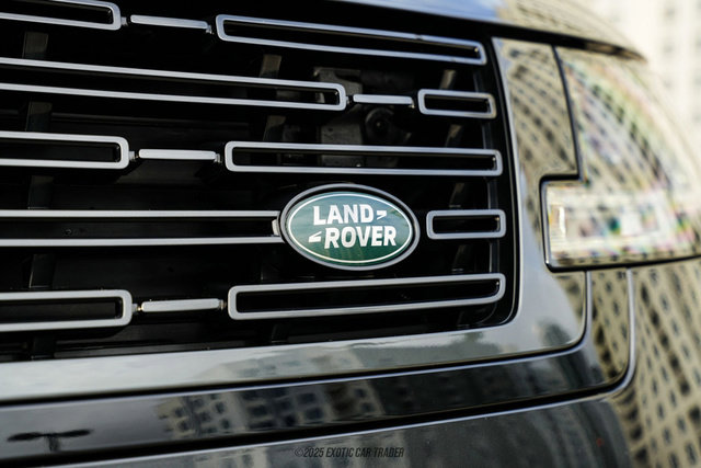 Used 2025 Land Rover Range Rover Long Wheelbase SE image 60