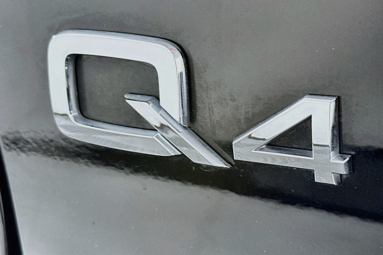 Used 2023 Audi Q4 e-tron Premium Plus w/ Premium Plus RWD image 10