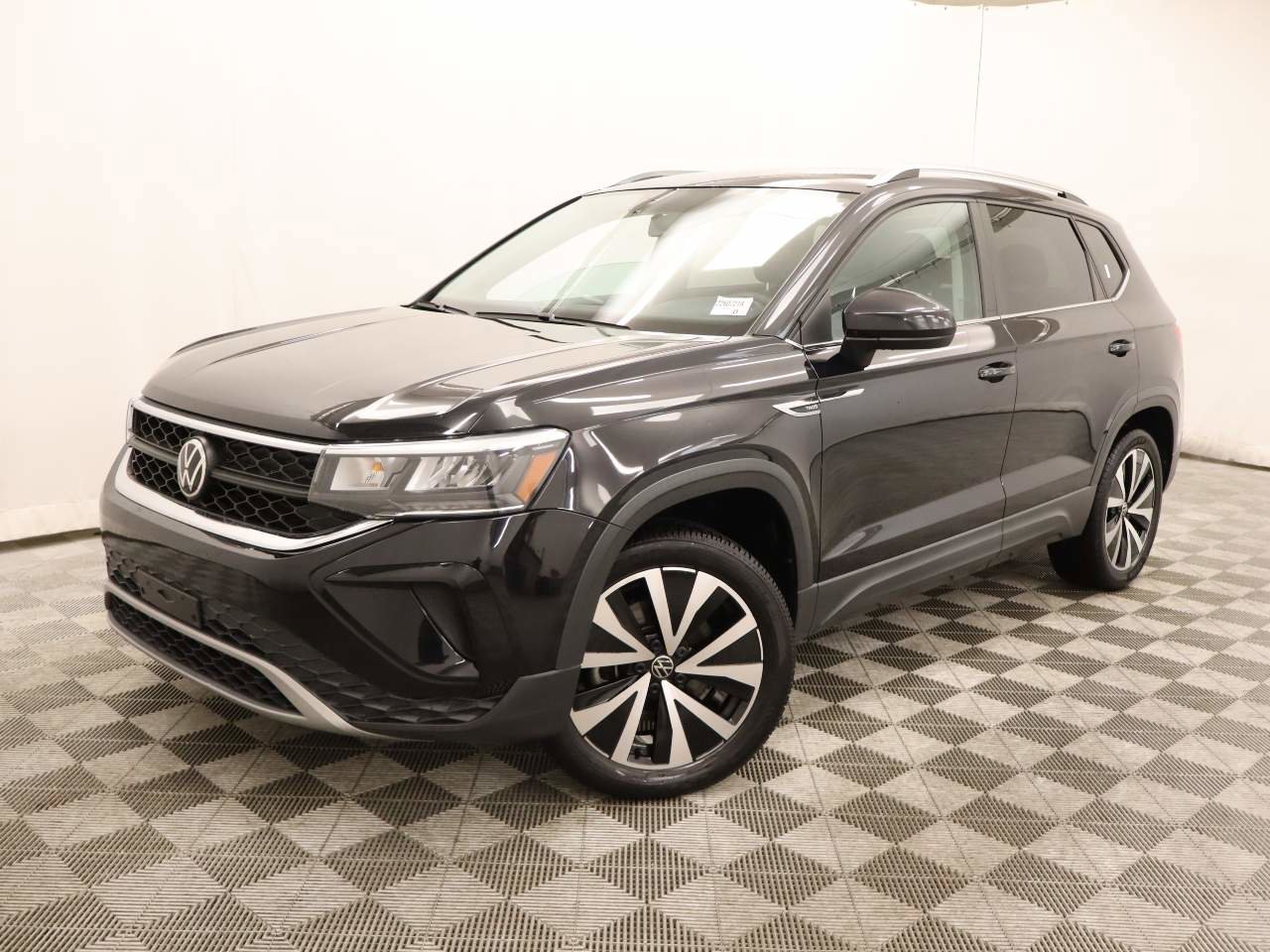 Used 2022 Volkswagen Taos SE