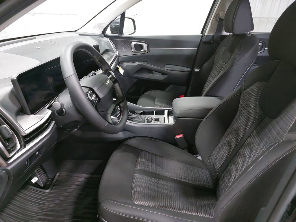 New 2026 Kia Sorento LX FWD image 16