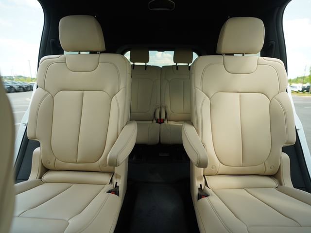 New 2026 Jeep Grand Cherokee L Limited w/ Limited Altitude Package AWD/4WD image 34